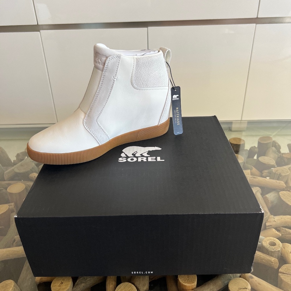 SOREL Hi-Out N About Pull On Waterproof Leather Wedge Booties